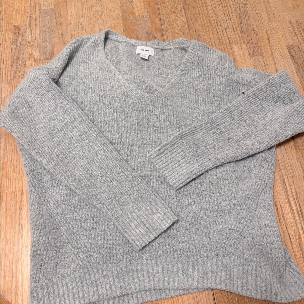 SOLD Old Navy Heather Gray Knit Top